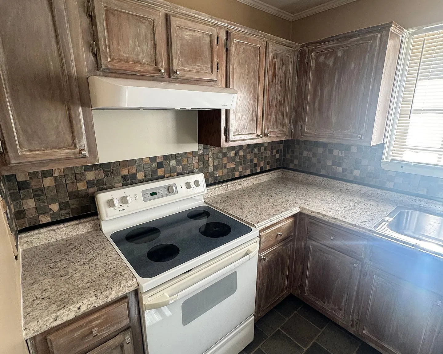 3541-3543 Aurora Cir — Photo 4