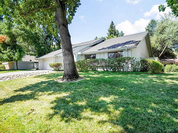 5th image of 5309 Terrace Oak Cir