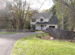 121 Georganna Dr, East Stroudsburg, PA 18302
