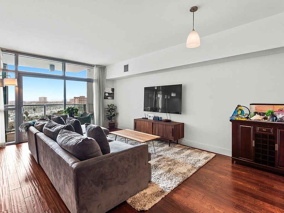 1st image of 13700 Marina Pointe Dr Unit 1212