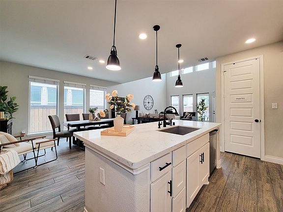 5th image of 16030 Muster Oak Dr