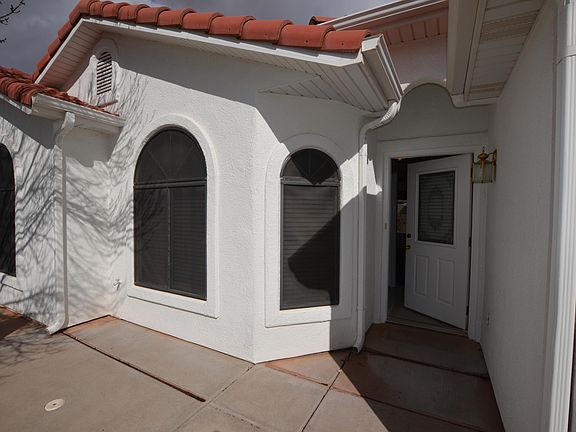 3rd image of 485 S Chula Vista Dr