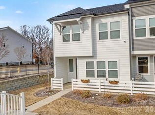 106 Renny Aly, Charlotte, NC 28217