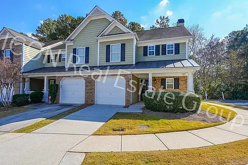 467 Colonial Walk Photo 1