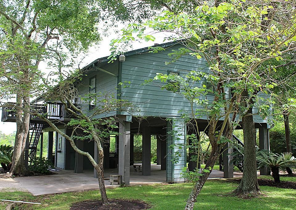 1st image of 554 Surf Oaks Dr