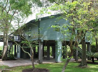 554 Surf Oaks Dr, Seabrook, TX 77586