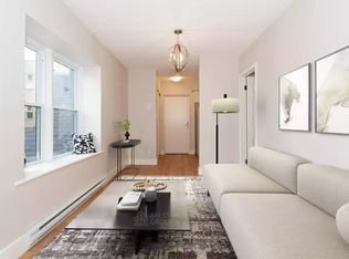 124 Main St #1A, Cambridge, ON N1R1V7