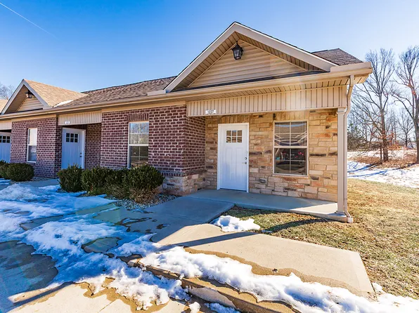 1205 Sparta Dr, Amelia, OH 45102