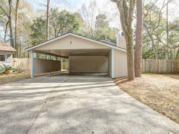 1 Canyon Oak Pl, Spring, TX 77380