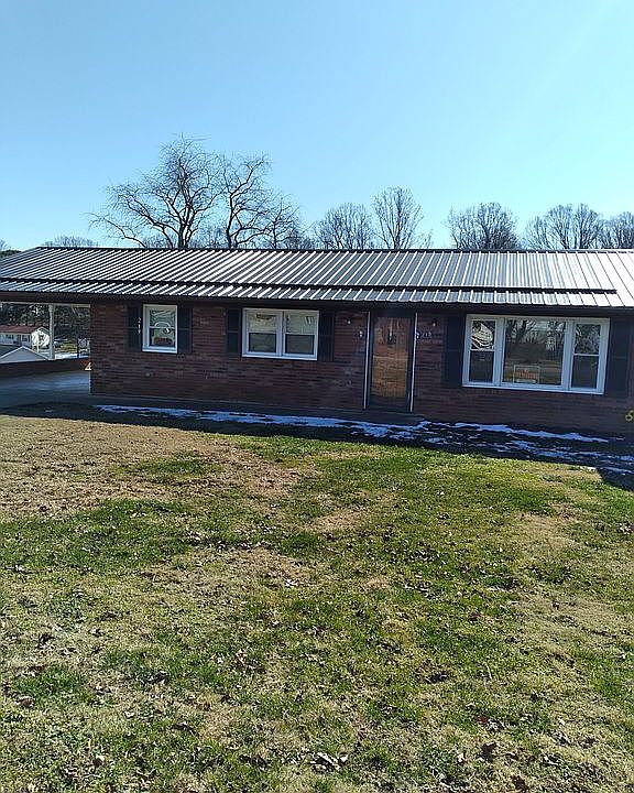 1st image of 219 Staley Ln