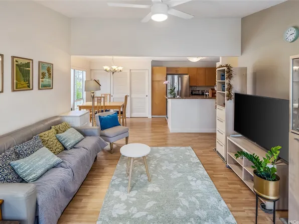 545 Mananai Pl #28R, Honolulu, HI 96818