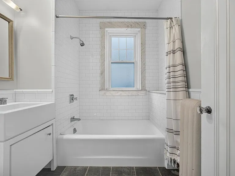 138 Sewall Ave #C — Photo 25