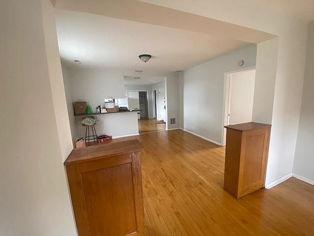 2nd image of 2875 S Archer Ave