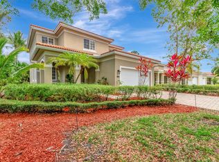 6805 Osage Cir, Greenacres, FL 33413