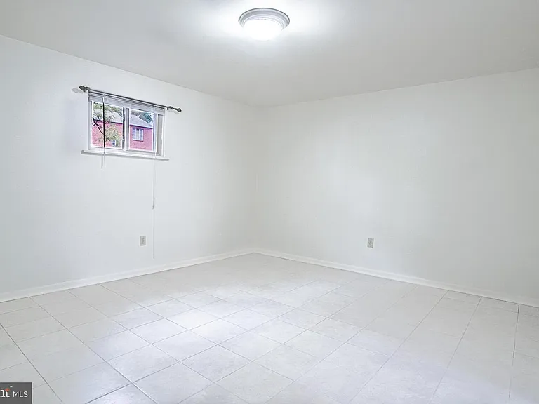 4510 Washington Blvd #B1 — Photo 5