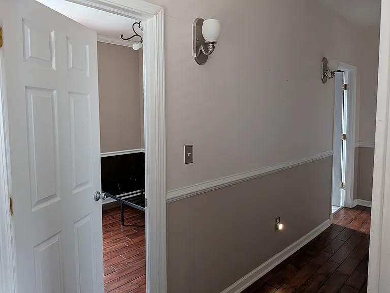4327 Stanley St — Photo 13