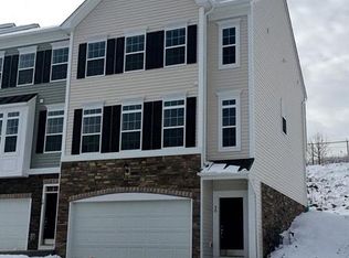 20 Truman Cir, Mc Kees Rocks, PA 15136