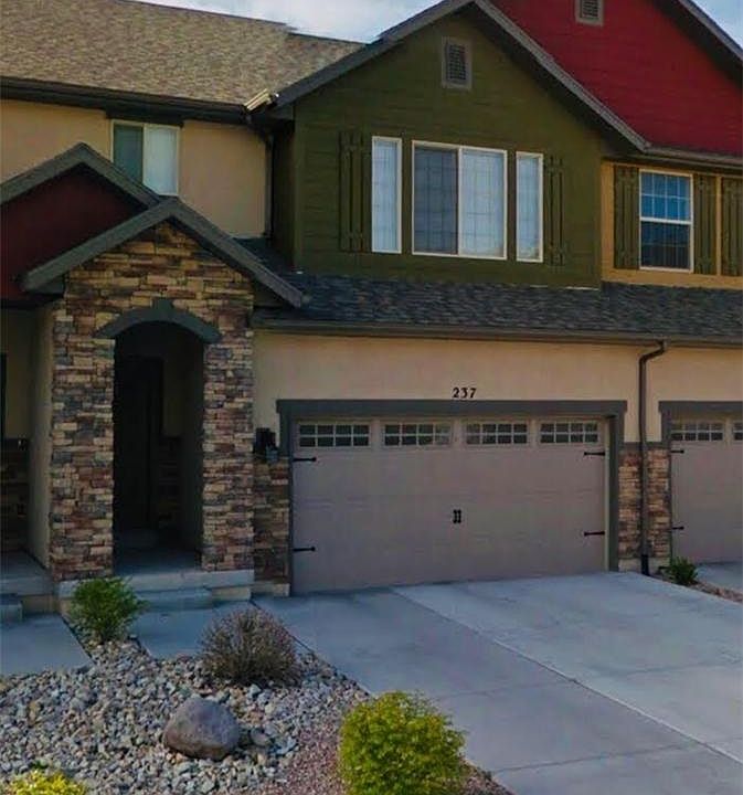 1st image of 237 E Baycrest Dr