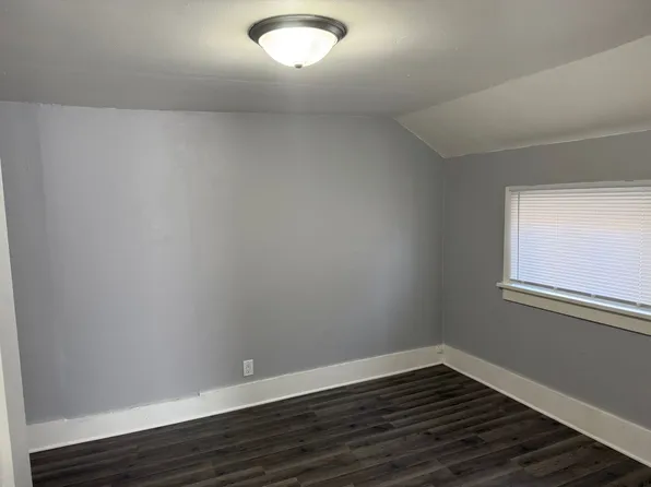 st1106, 1106 Gillette St #1108, La Crosse, WI 54603