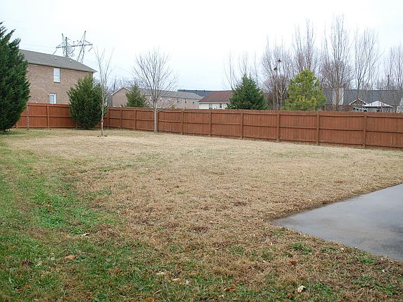 5th image of 2676 Derby Dr