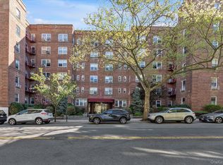 6361 99th St APT A6, Rego Park, NY 11374