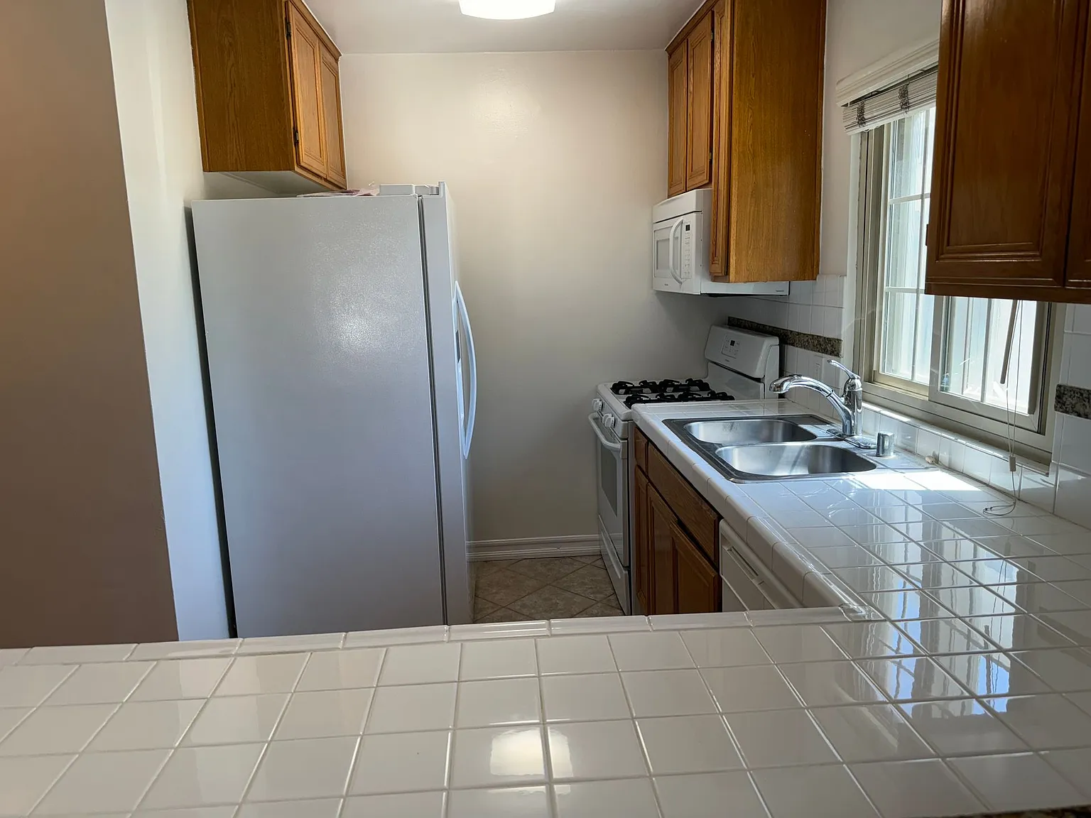 Redlands Court/Matilla — Photo 3