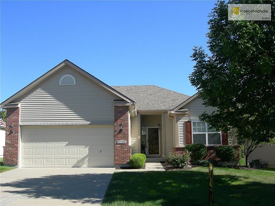 1st image of 2725 S Woodbury Dr
