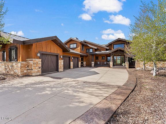 2nd image of 2052 Saddlehorn Dr
