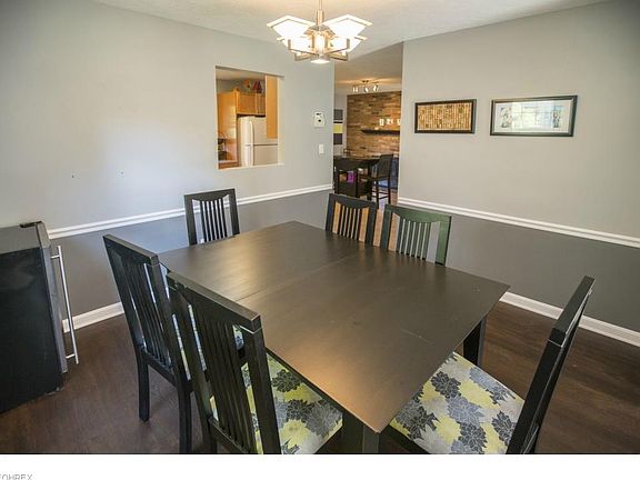 2nd image of 3320 Thomson Cir