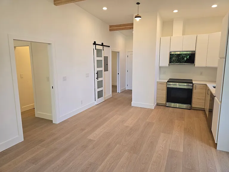 7024 SW 152nd Ave — Photo 13