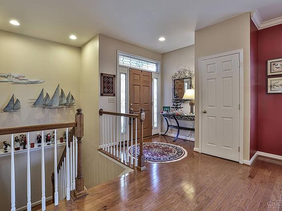 4th image of 121 Oakmont Ct Unit A
