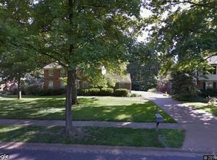 1311 Lockett Ln, Saint Louis, MO