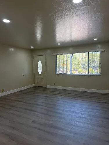 37847 Niles Blvd Photo 1