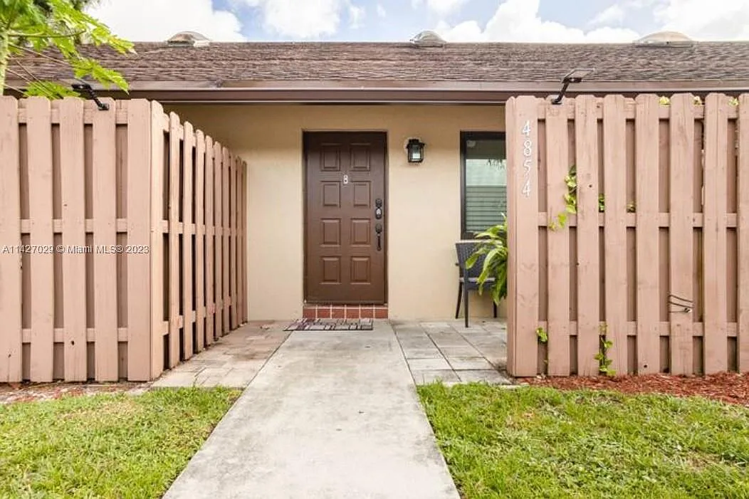 2 bed, 1188 sqft, $2,600 — Photo 1
