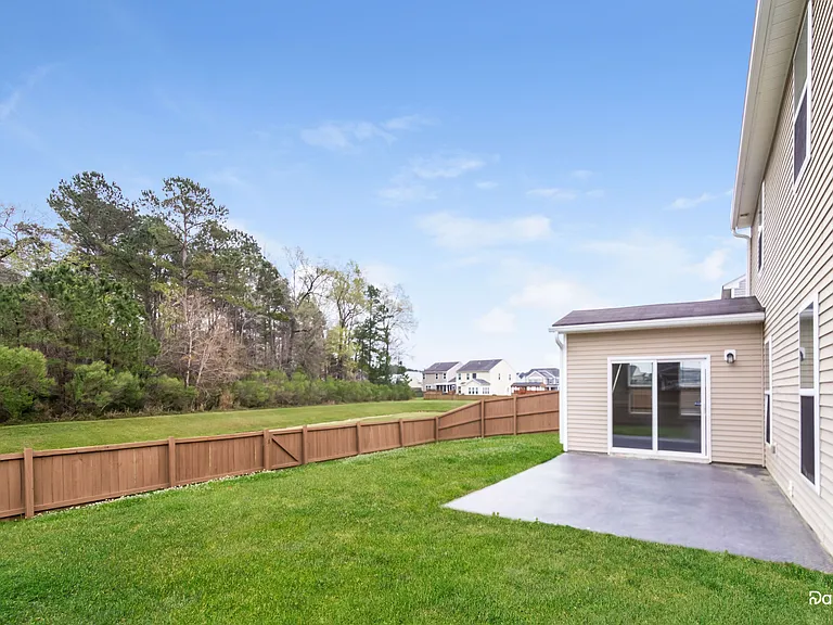 112 Vango Dr — Photo 14