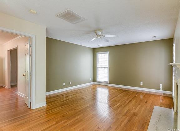 5th image of 3918 Yorkford Dr