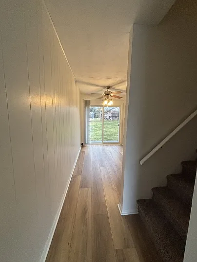 Arbor Manor — Photo 3