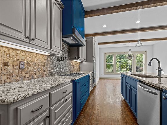 4th image of 2202 W Carolina Way
