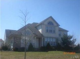 2011 Fairmount Dr, Jamison, PA 18929