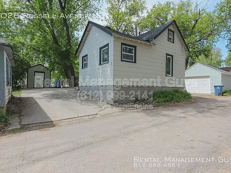 3026 Russell Ave N — Photo 16