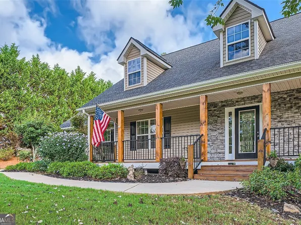 41 Oak Creek Dr, Dawsonville, GA 30534