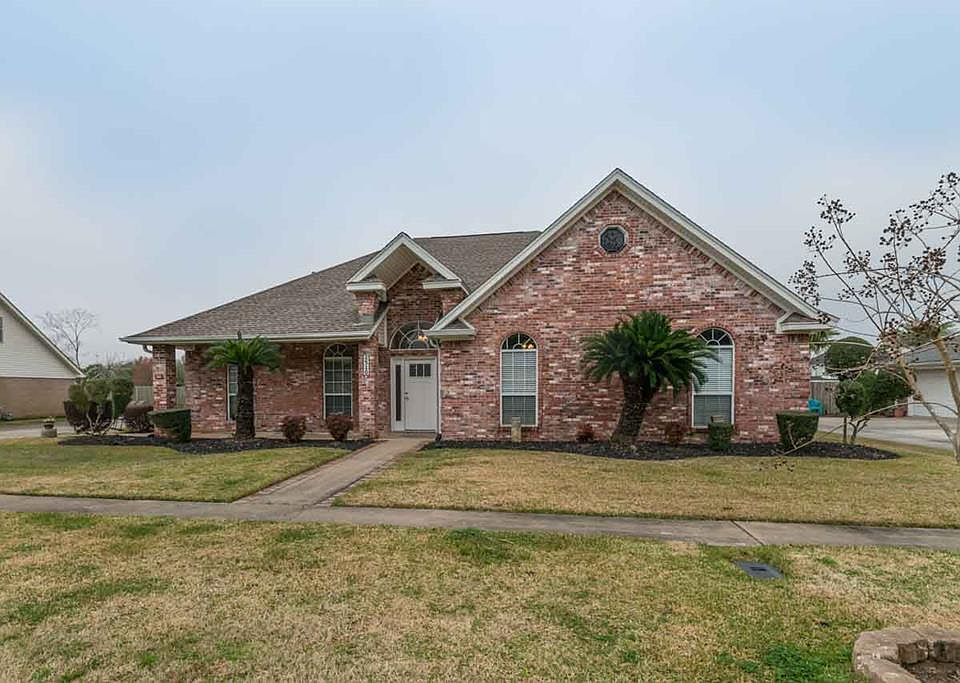 1st image of 2510 Oak S