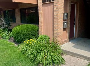 23 College Ave SE APT 7, Grand Rapids, MI 49503