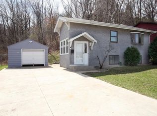 382 Curtice St E, Saint Paul, MN 55107