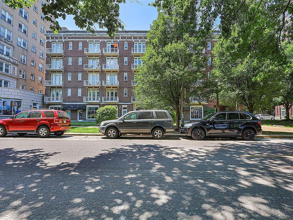 1st image of 5316 Pershing Ave APT 208
