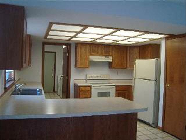 2nd image of 6969 Kruse Rd