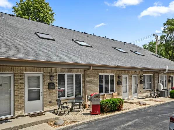 7248 Dixon St #B, Forest Park, IL 60130