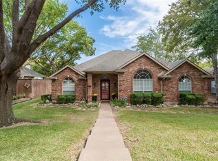 512 Edinburgh Ln, Coppell, TX 75019