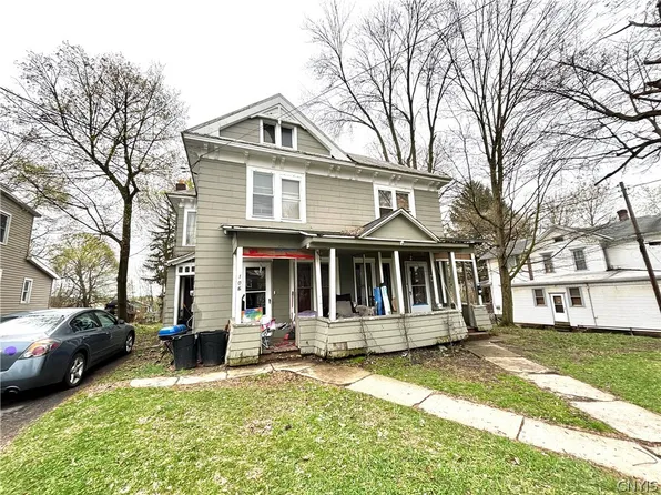 106 Wall St, Auburn, NY 13021