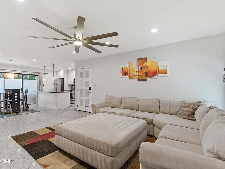 4950 N Miller Rd #100 — Photo 6